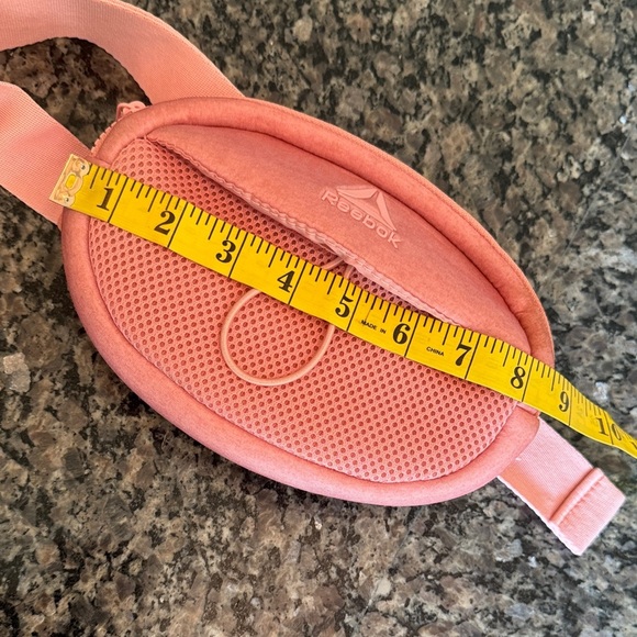 Reebok pink Belt Bag EUC - Picture 9 of 13